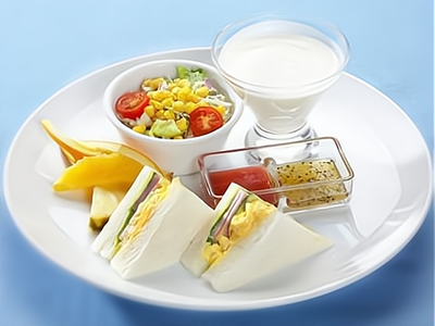 雙合成早餐:用產品和服務打動餐飲美食消費者